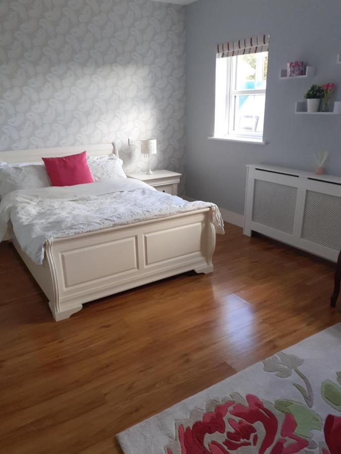Nobber Private Room In Superb House Bed 1 מראה חיצוני תמונה