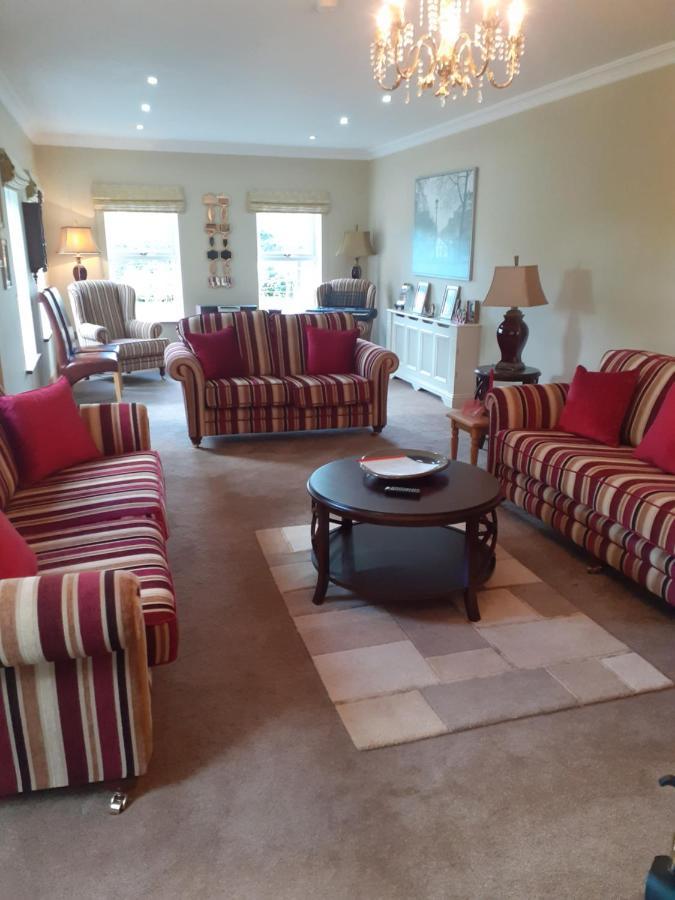 Nobber Private Room In Superb House Bed 1 מראה חיצוני תמונה
