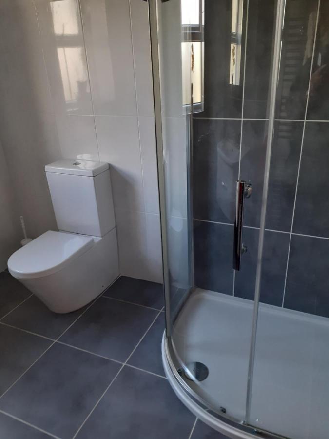 Nobber Private Room In Superb House Bed 1 מראה חיצוני תמונה